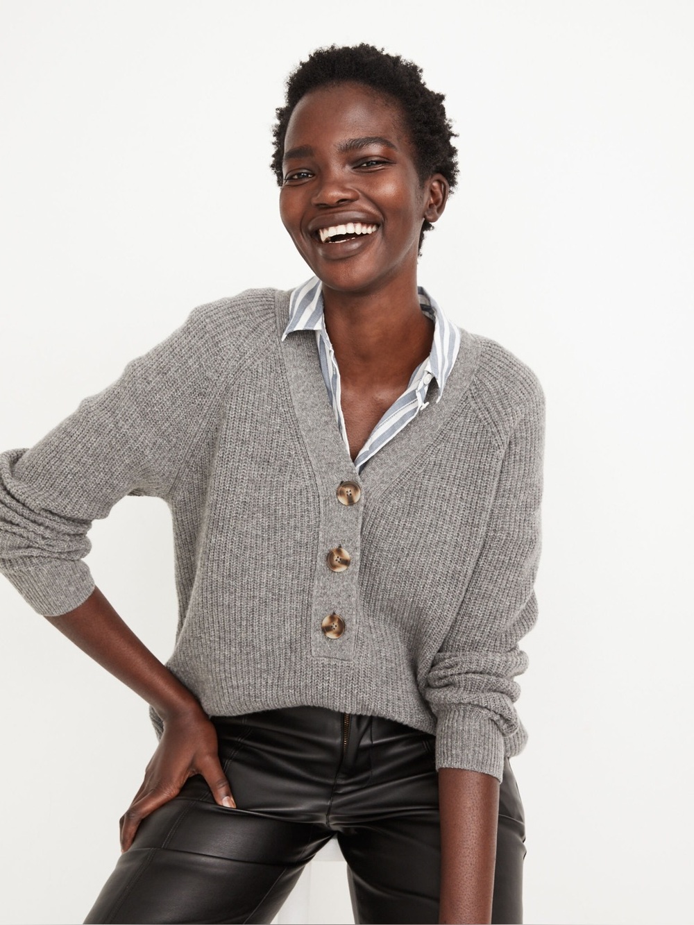 Madewell Gray V-Neck Button-Front Ribbed Sweater